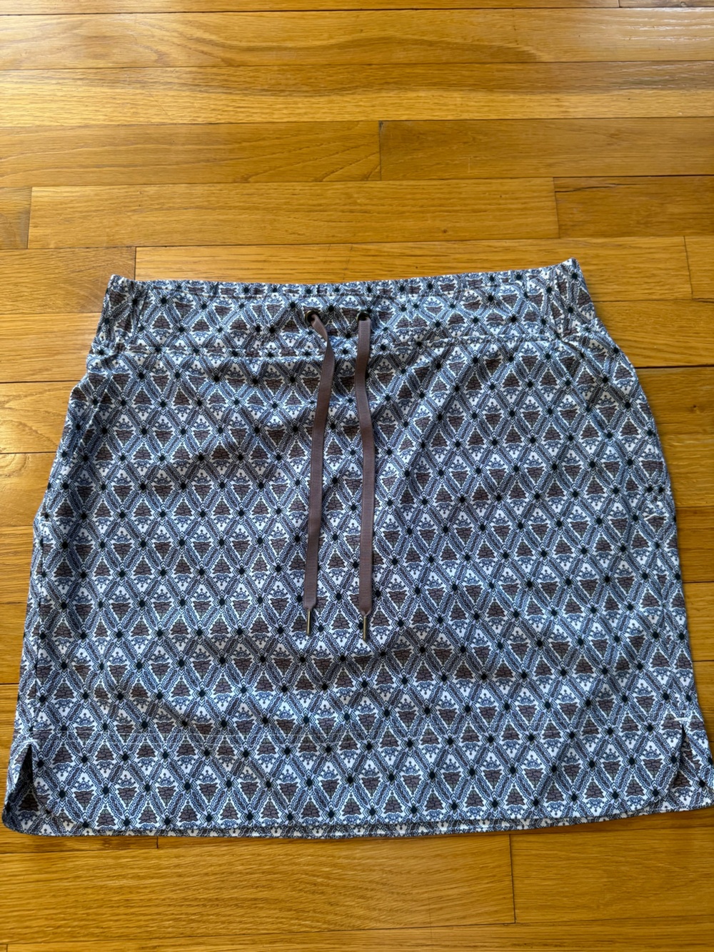 Athleta Blue and Gray Geometric Pull-On Skort